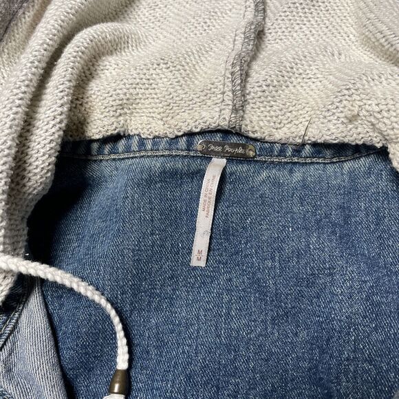 Free People Jacket Denim And Knit Hooded  Y2K  Distressed Indie size M A3 - Picture 3 of 7